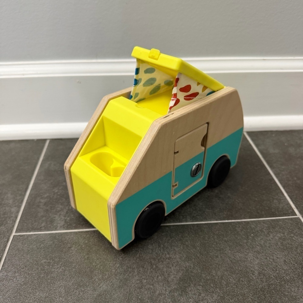 Lovevery Wooden Camper Van with Locking Door Free Spirit Play Kit